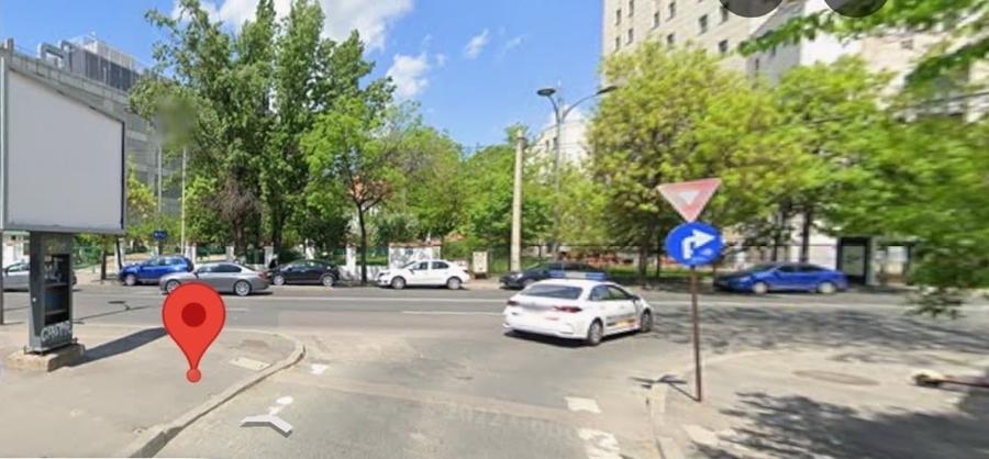 Birou, de 235 mp, în Romană