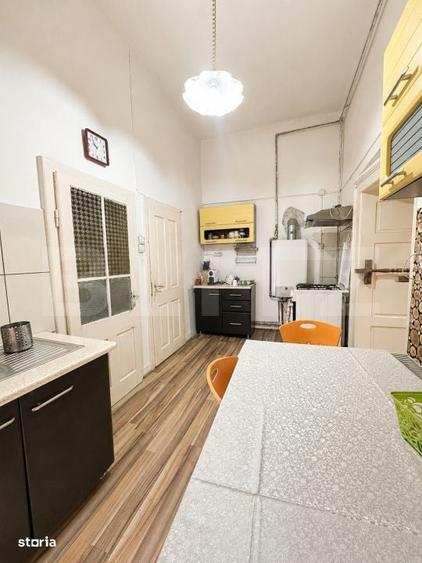 Apartament cu 3 camere semidecomandat în Ultracentral