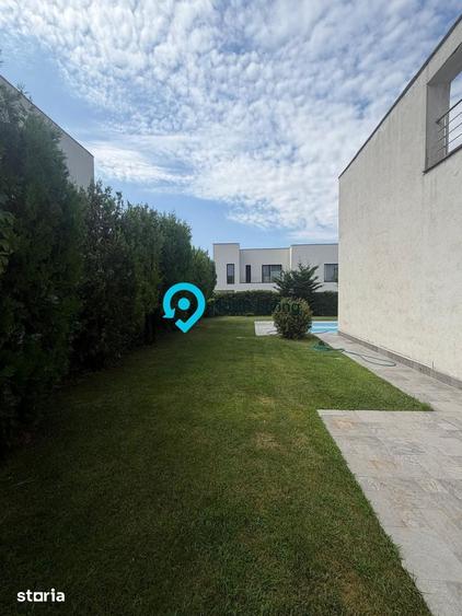 Casă cu 6 camere cu Teren 460 Mp în Central