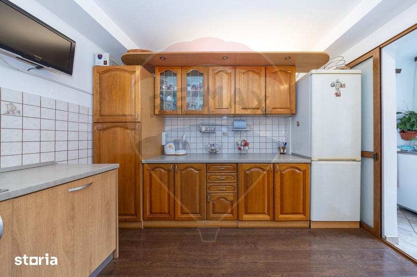 Apartament cu 3 camere decomandat, mobilat în Astra