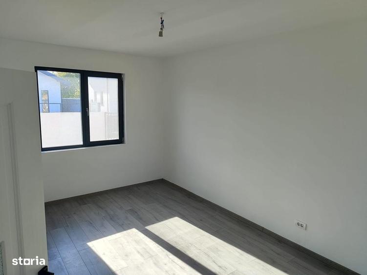 Casă cu 3 camere cu Teren 427 Mp în Berceni