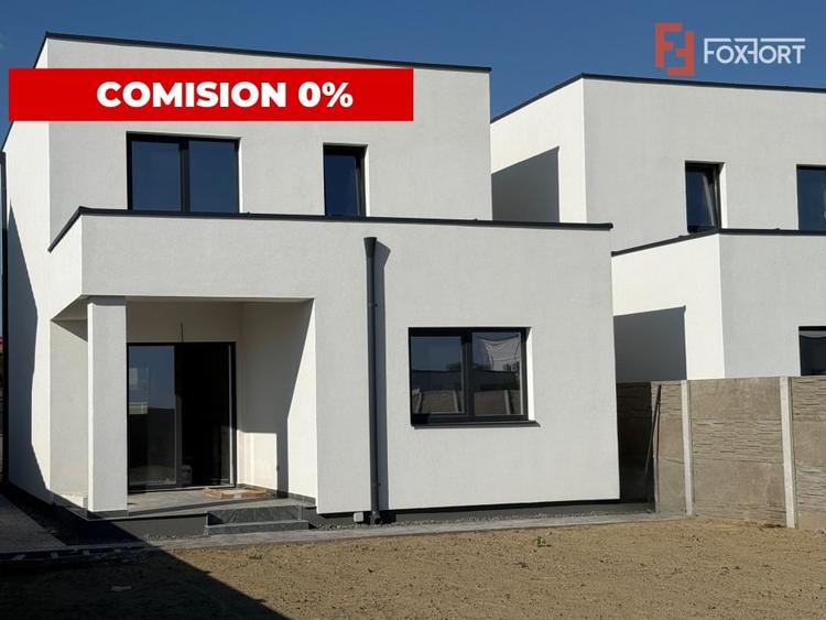 Duplex cu 4 camere cu Canalizare în Săcălaz