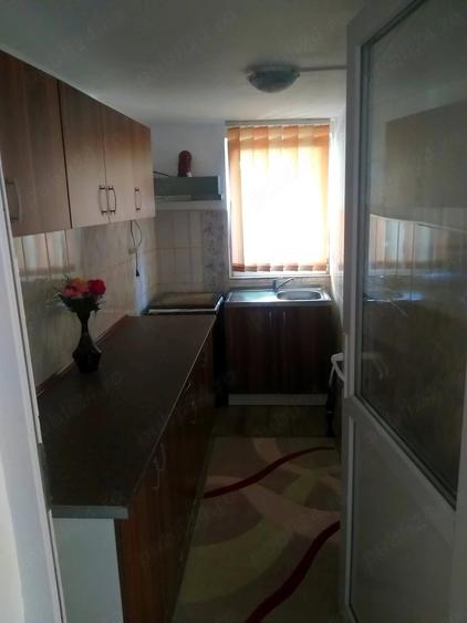 Casă cu 7 camere cu Teren 480 Mp în Coiciu