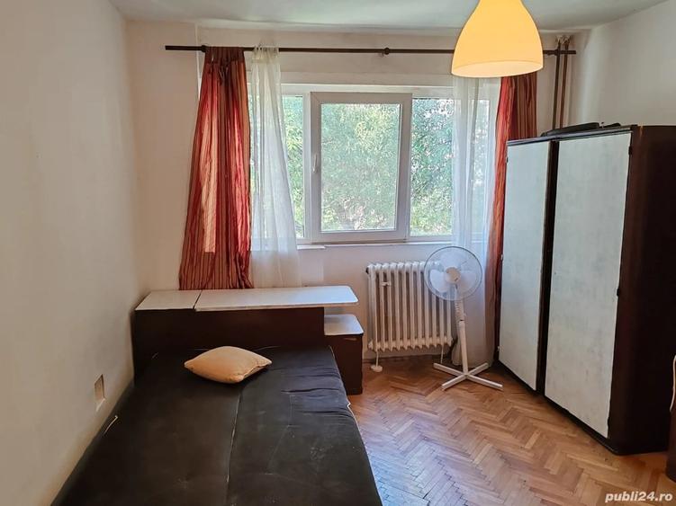 Garsonieră decomandată în Blașcovici
