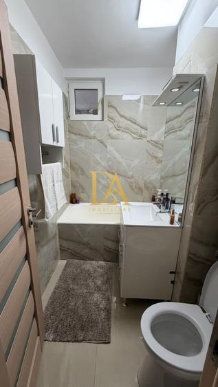 Apartament cu 2 camere semidecomandat în Alexandru Obregia