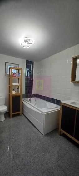 Casă cu 4 camere cu Teren 315 Mp în Central