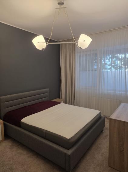 Apartament cu 3 camere decomandat, mobilat în Pipera