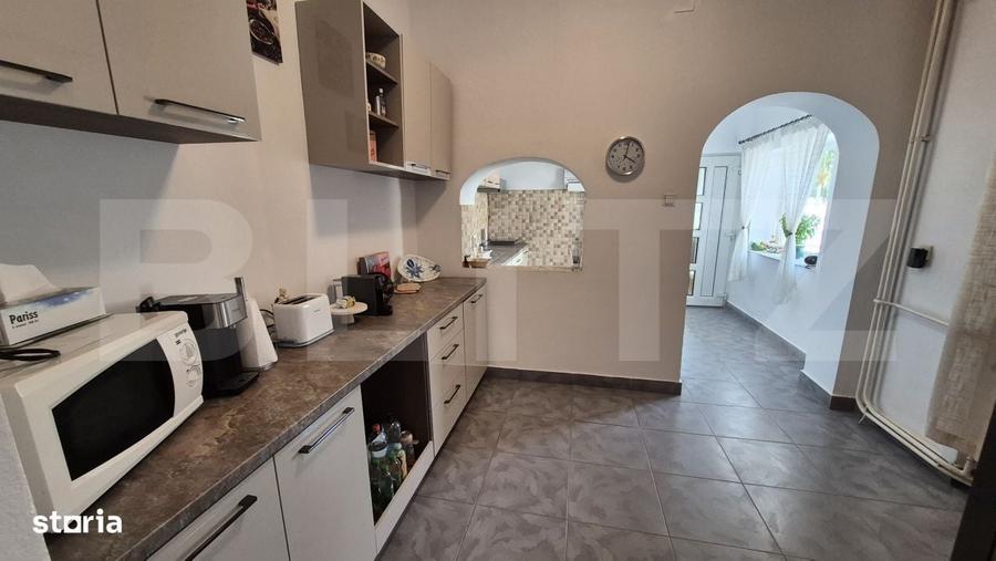 Casa cu 6 camere de vanzare, 245,70 mp, teren 525 mp, zona Bulevardulu - 15
