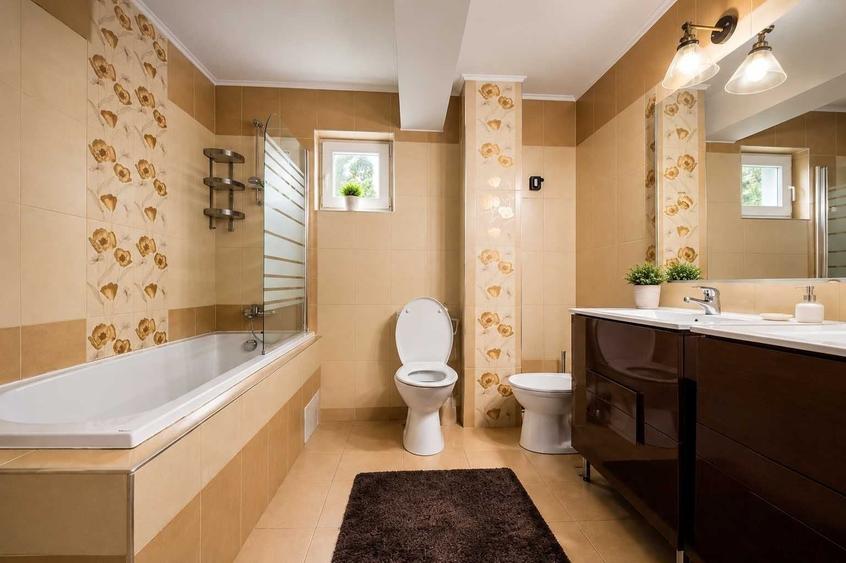 Apartament cu 4 camere decomandat în Turnișor