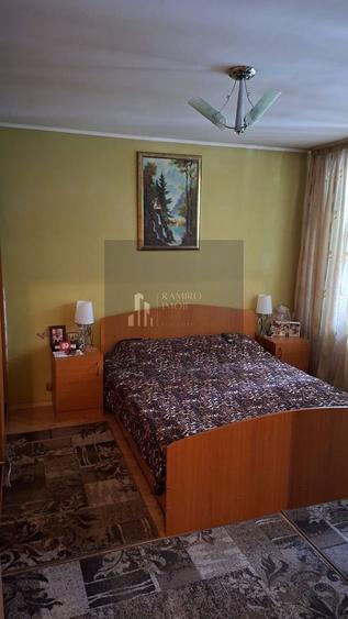 Apartament cu 4 camere decomandat, mobilat în Titan