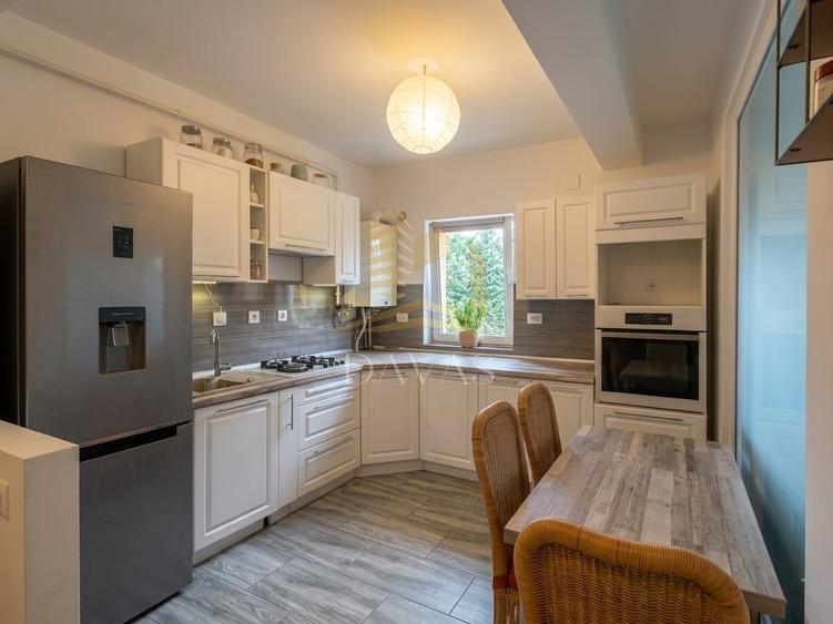 Apartament cu 2 camere decomandat, mobilat în Florești