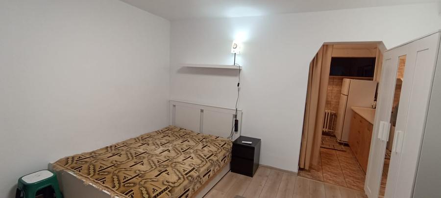 Garsoniera spatioasa la vila  zona Rahova  Carrefour Alexandriei Buc sector 5 - 6
