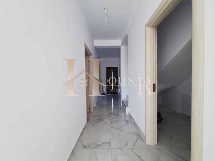 Duplex cu 5 camere cu Canalizare în Girocului