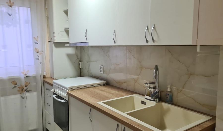 Apartament cu 2 camere semidecomandat, mobilat în Mănăștur