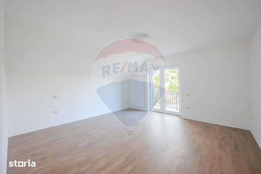 Casă cu 5 camere cu Teren 301 Mp în Calea Aradului