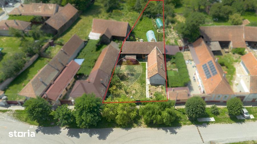 Casă cu 2 camere cu Teren 931 Mp în Șinca