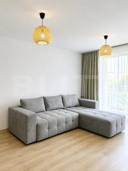 Apartament cu 3 camere decomandat în Răcădău