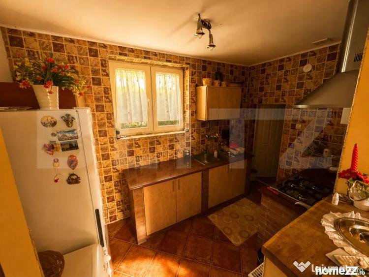 Casă cu 4 camere cu Teren 10 Mp în Central