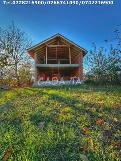 Casă individuală cu 5 camere cu Teren 1805 Mp în Lelești
