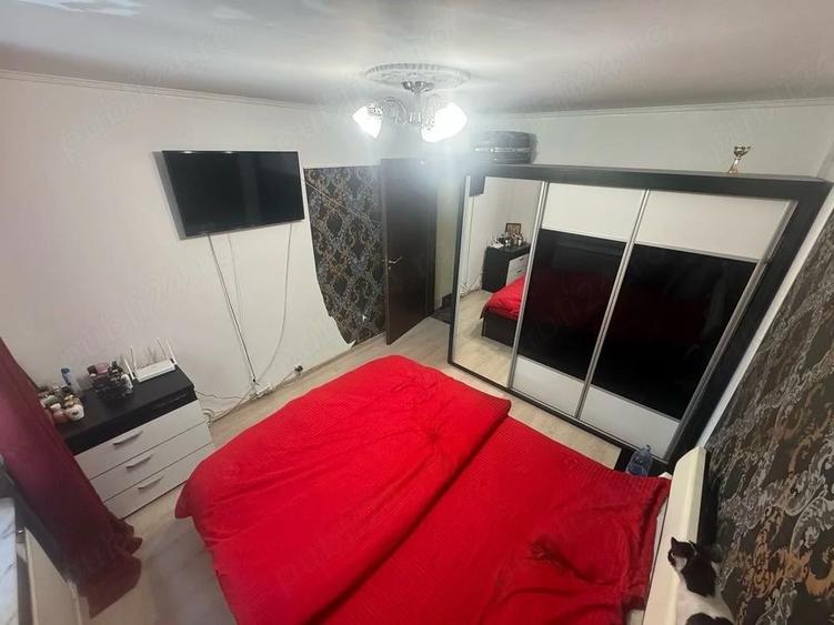 Apartament cu 3 camere decomandat în Dristor