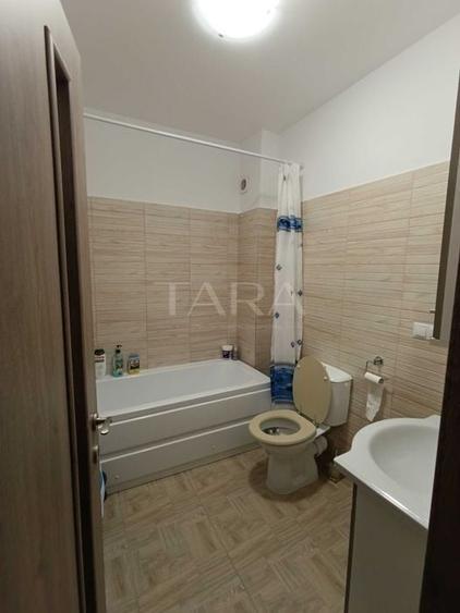 Apartament cu 3 camere semidecomandat, mobilat în Florești — fotografia 3