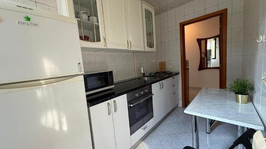 Apartament cu 2 camere semidecomandat în Floreasca