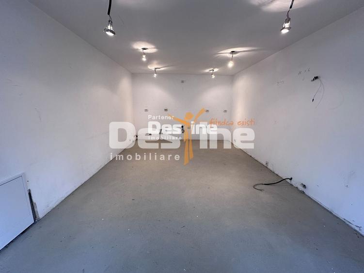 Duplex cu 3 camere cu Canalizare în Central