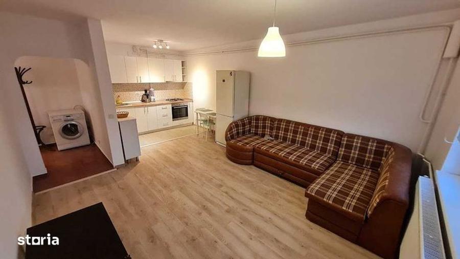 Apartament cu 2 camere decomandat în Central