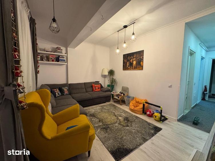 Apartament cu 3 camere decomandat în Chiajna