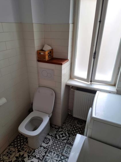 Apartament cu 2 camere decomandat în Lahovari