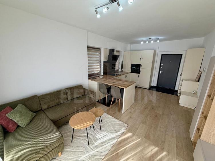 Apartament cu 2 camere semidecomandat, mobilat în Brazda lui Novac