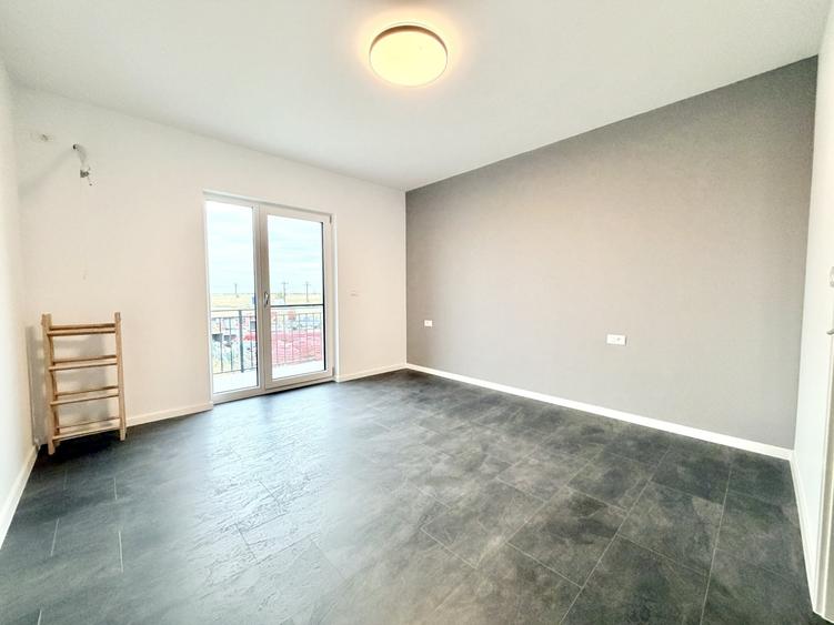 Duplex cu 4 camere cu Canalizare în Moșnița Nouă