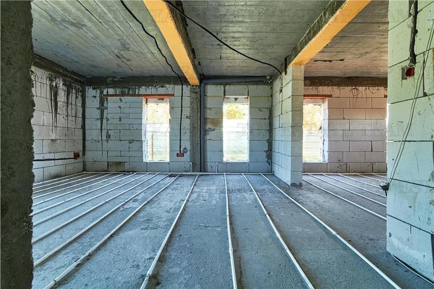 Casă individuală cu 3 camere cu Teren 1056 Mp în Mihail Kogălniceanu