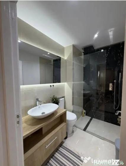 Apartament cu 3 camere decomandat în Ultracentral