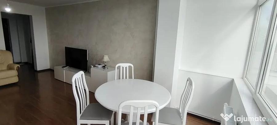 Apartament cu 2 camere decomandat în Ultracentral