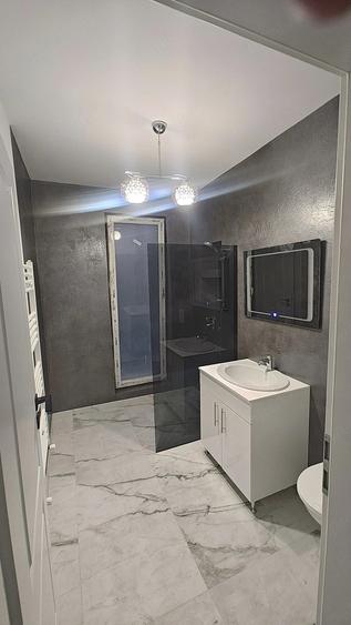 Casă cu 5 camere cu Teren 410 Mp în Pasărea