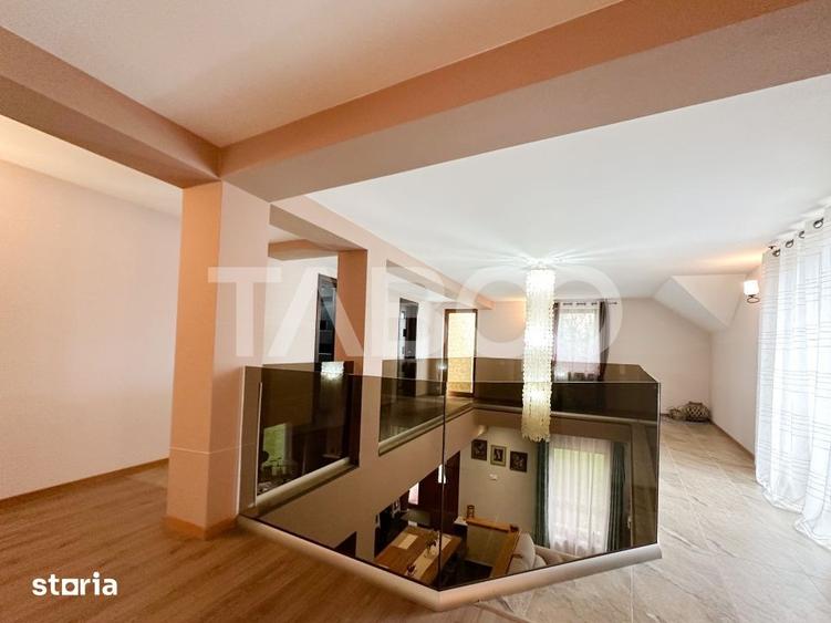 Casă cu 4 camere cu Teren 234 Mp în Sopor