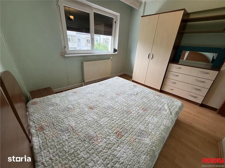 Apartament cu 2 camere decomandat în Energiei