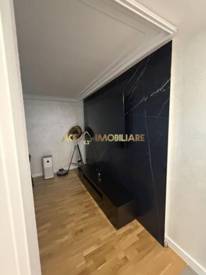 Apartament cu 3 camere decomandat, mobilat în Pipera