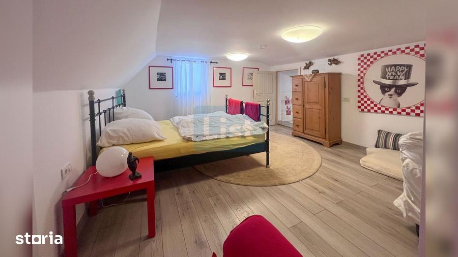 Casă cu 4 camere cu Teren 686 Mp în Brebu
