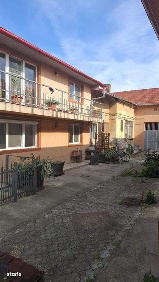Apartament cu 4 camere în Central
