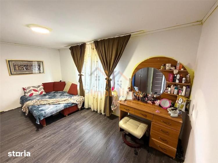 Casă cu 3 camere cu Teren 550 Mp în Central