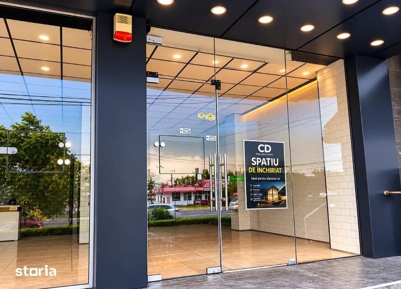 Spațiu comercial, de 200 mp, în Central