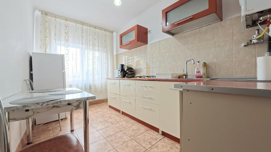 Apartament 2 camere decomandate | Dambul Rotund | etajul 1 - 10