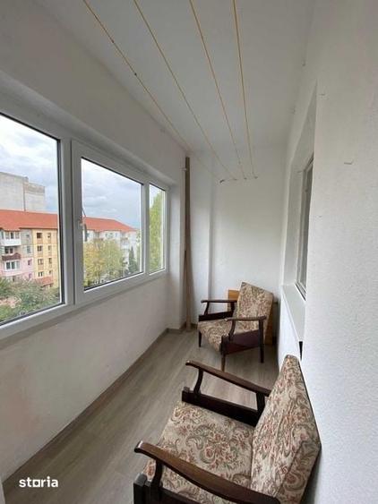 Apartament cu 3 camere decomandat în Ștrand