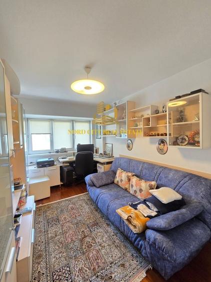 Apartament cu 3 camere semidecomandat în Titulescu