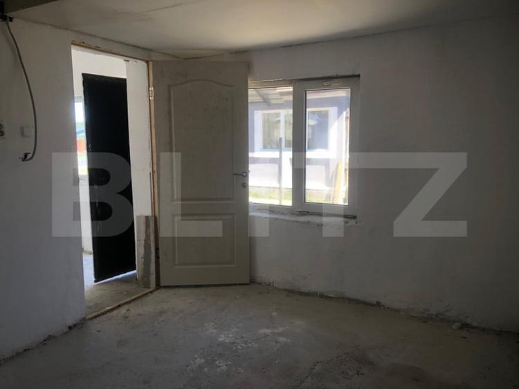 Casă cu 1 camere cu Teren 131 Mp în Petin