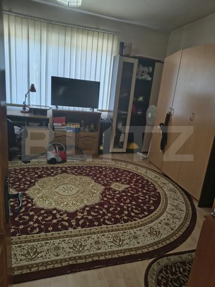 Casă cu 5 camere cu Teren 1325 Mp în Central