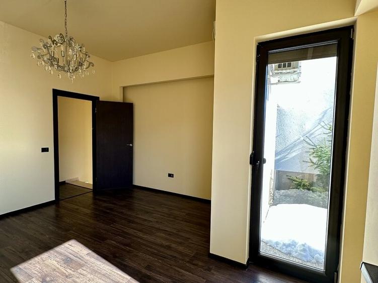 Duplex cu 4 camere cu Canalizare în Bragadiru
