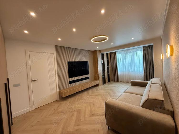 Apartament cu 2 camere decomandat în Bd. Coșbuc
